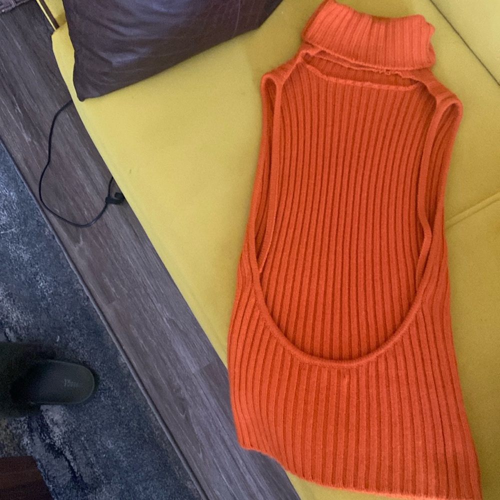 GUCCI Authentic 1990s Gucci-Tom Ford Burnt Orange Cashmere Backless Turtleneck